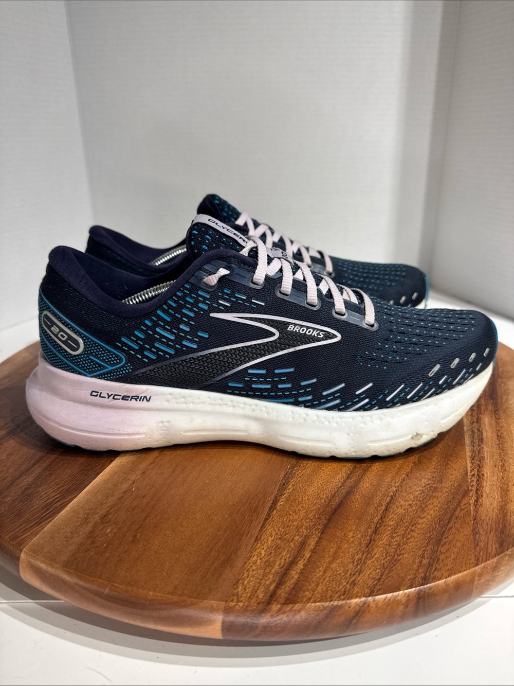Brooks Glycerin 20 Womens Size 11 B Navy White Running Shoes Sneaker